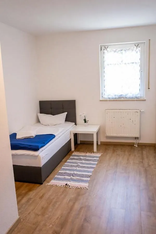 Sunnyhome Monteurwohnungen Und Apartments Nahe Regensburg Obertraubling 0*,  Germany