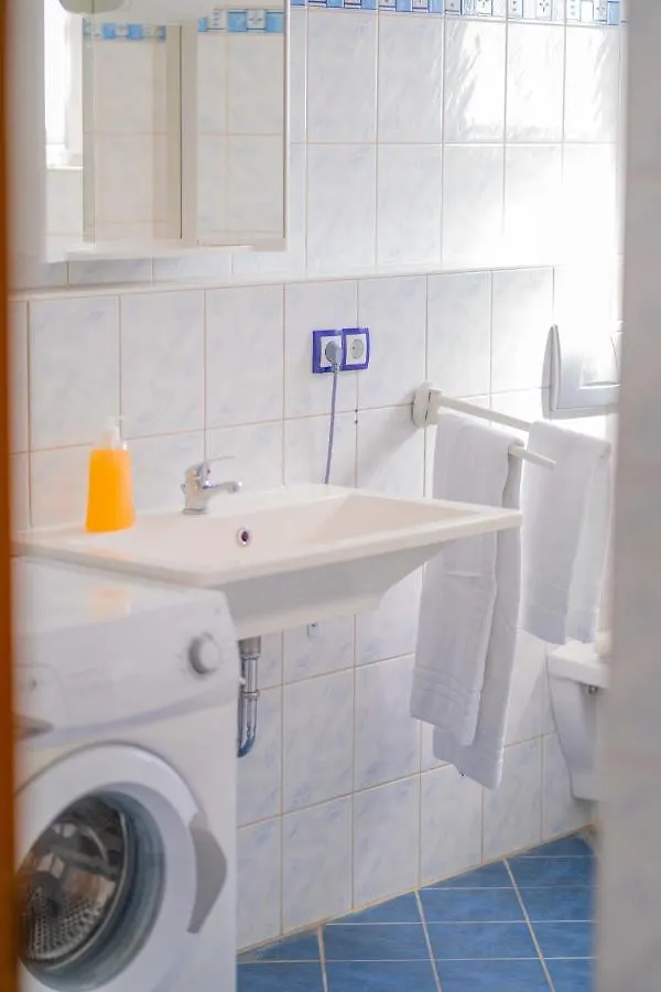 Sunnyhome Monteurwohnungen Und Apartments Nahe Regensburg Obertraubling Germany