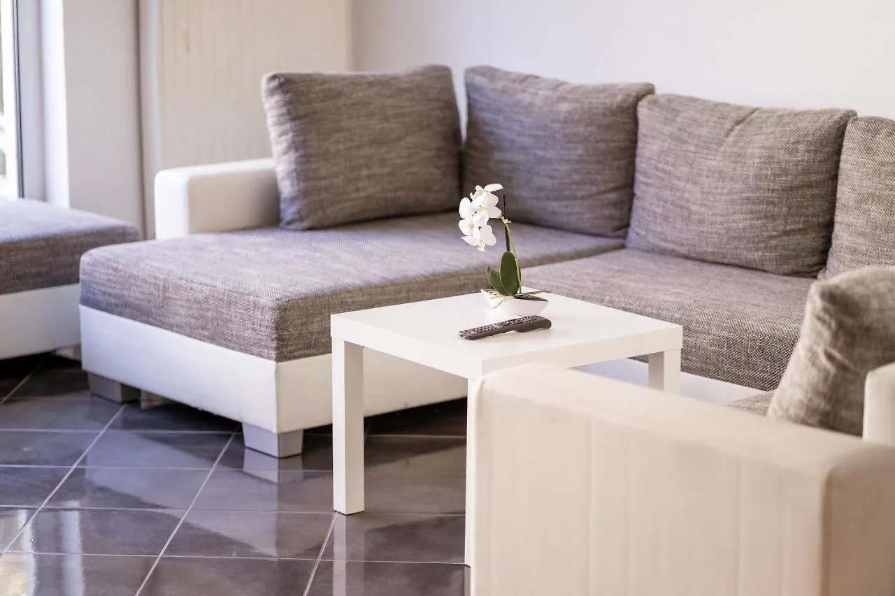 Sunnyhome Monteurwohnungen Und Apartments Nahe Regensburg Obertraubling